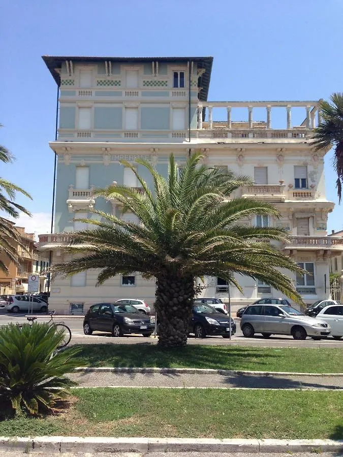 Vista Mare Apartment Viareggio 0*,